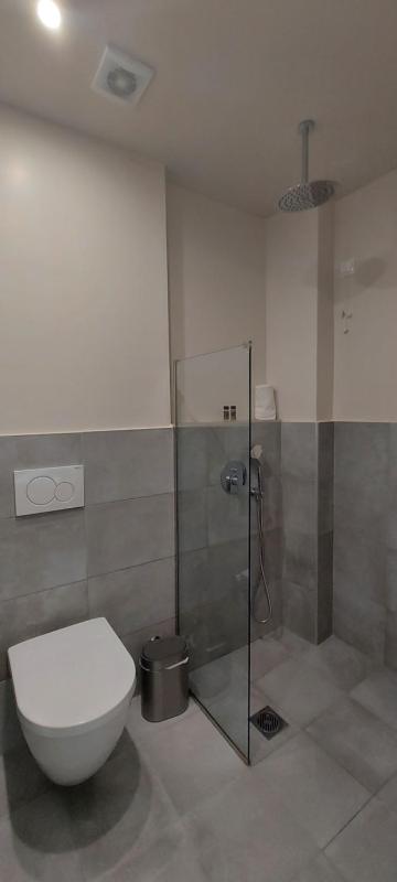 Deluxe Double Room image 2