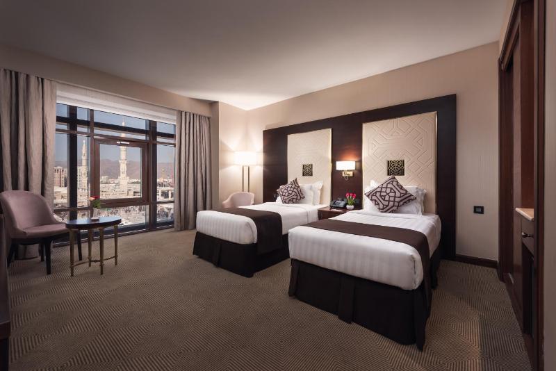 Deluxe Twin Room Haram View