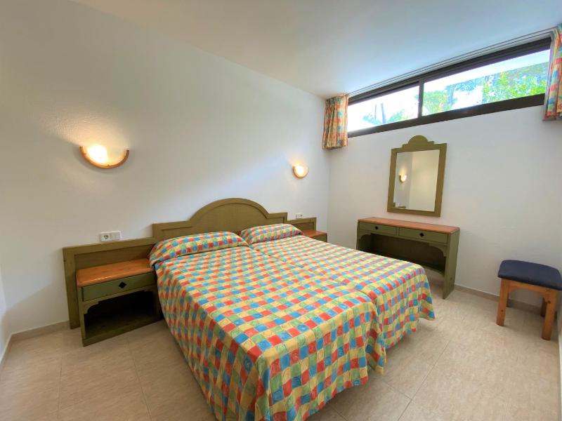 1 Bedroom Apartment Standard image 1