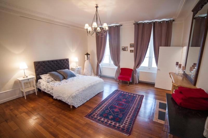Four-Bedroom House image 4