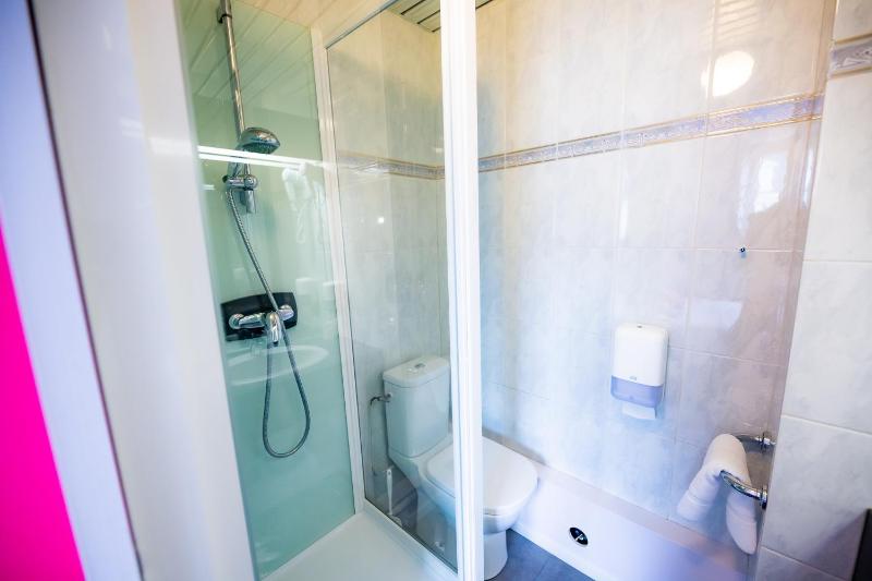 Standard Single Room image 1