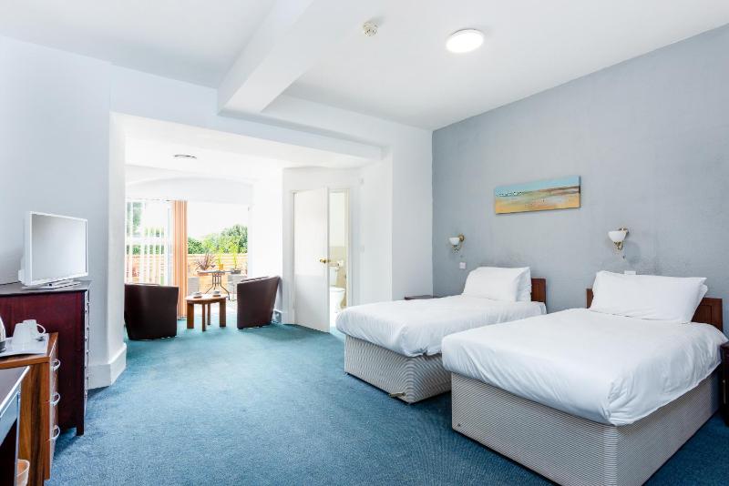 Abbey Lawn Hotel - image 14