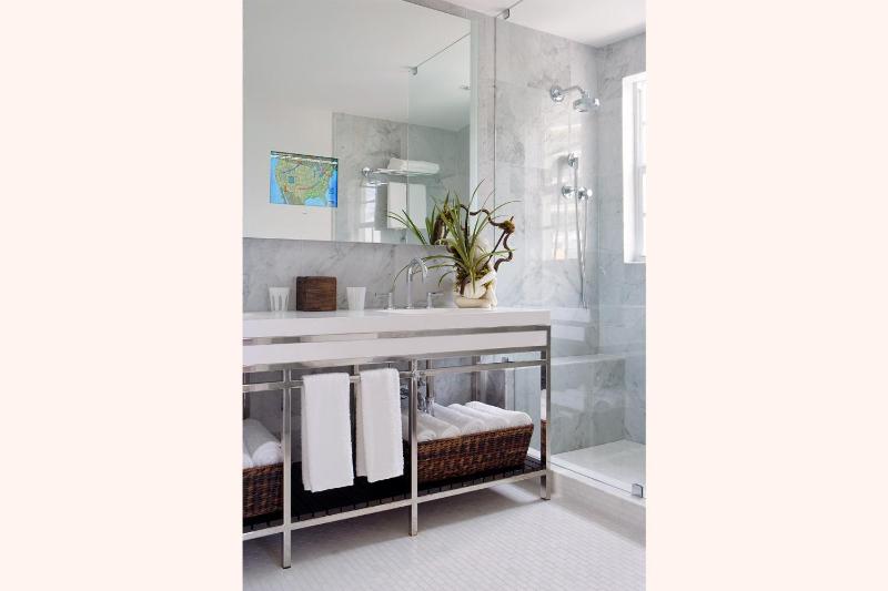 Classic King Suite image 3