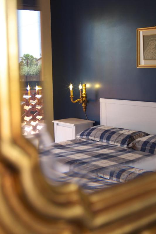 Triple Room with Balcony image 2