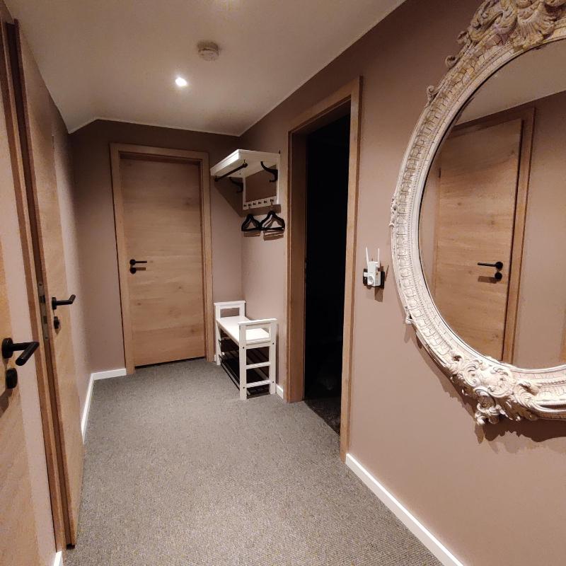 Double Room image 3