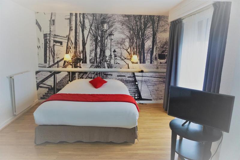 Superior Queen Room image 2