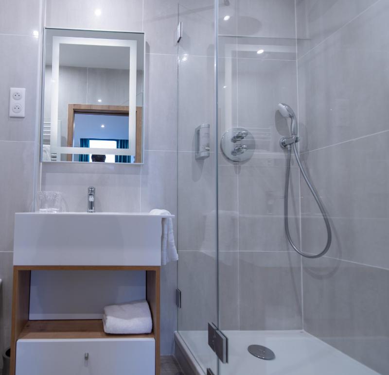 Superior Double Room image 2