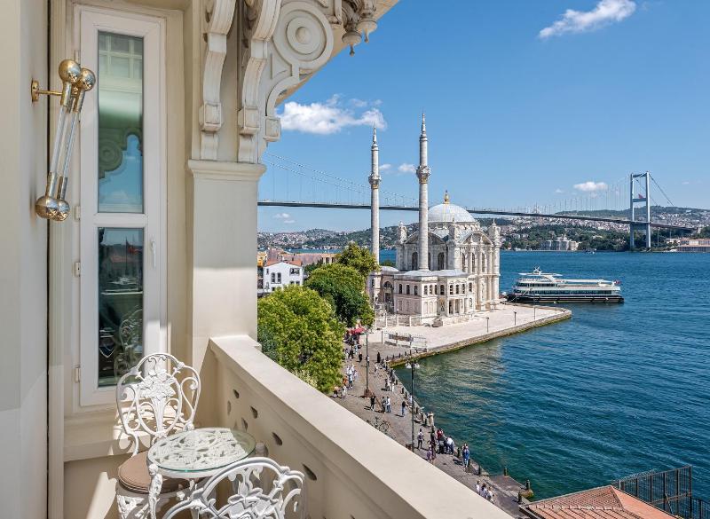 Superior Bosphorus Room image 3