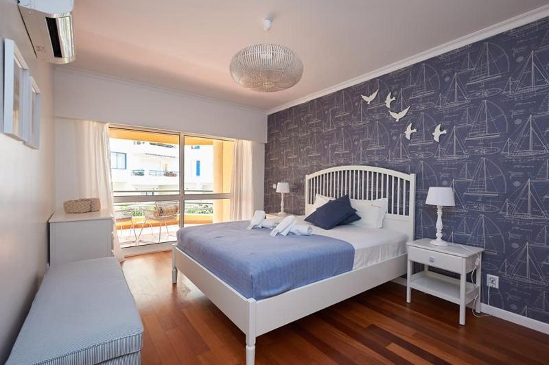 Oceanario 2 Bedroom Apartment - Sea View and Pool - image 18