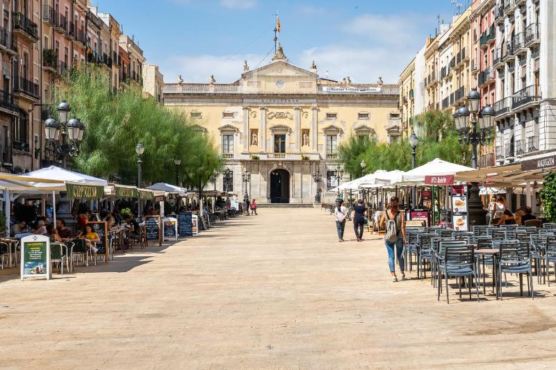 Hauzify I Domus Tarragona - image 4