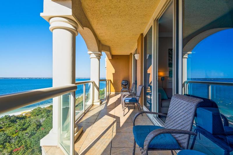Portofino Tower 2 Unit 1008 - image 12