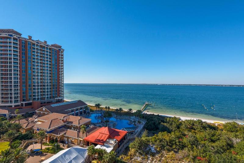 Portofino Tower 2 Unit 1008 - image 26