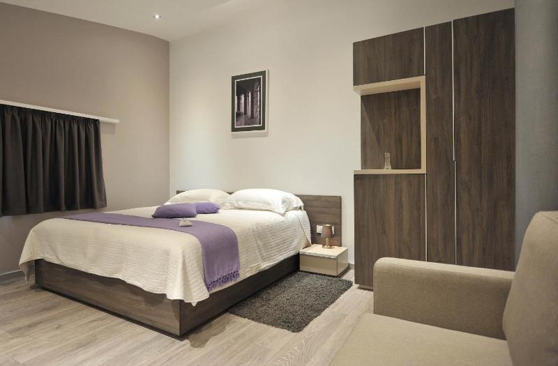 Superior Double Room image 1