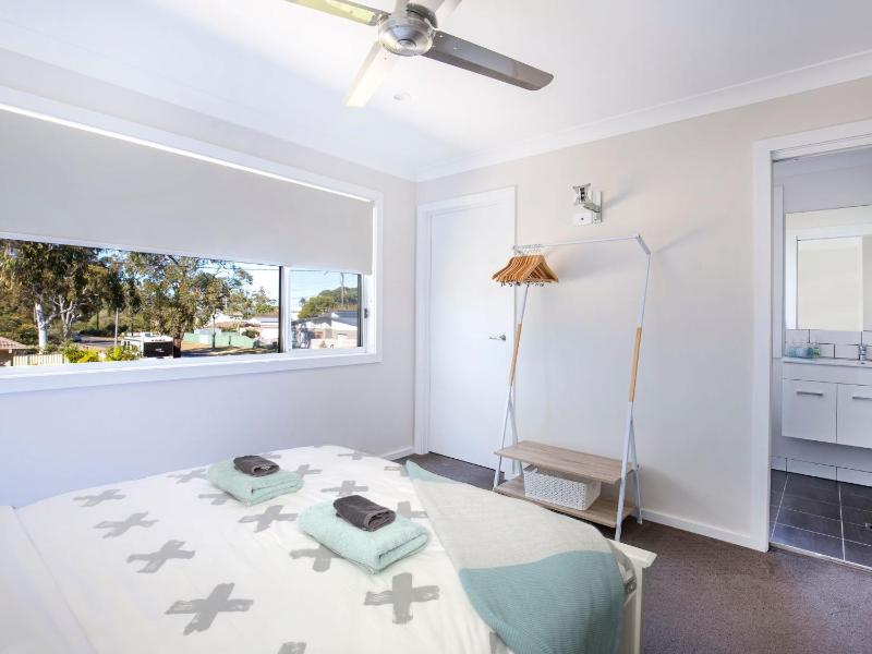 Gingers I Pet Friendly I 4 Min Walk to Beach - image 19