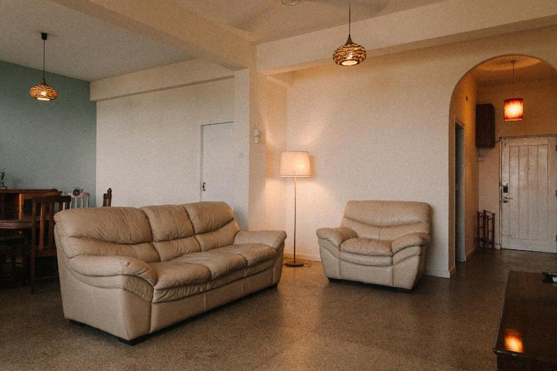 DSM Sea View Apartment - image 1