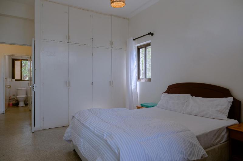 DSM Sea View Apartment - image 6