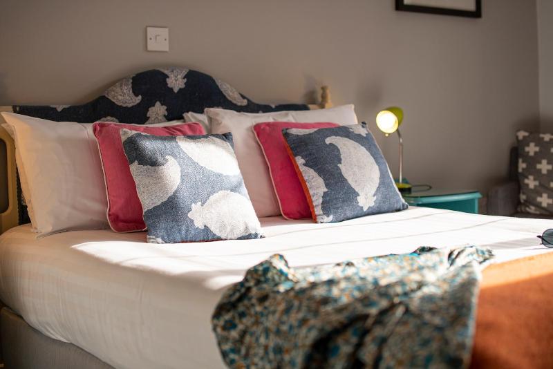 Double Room image 2