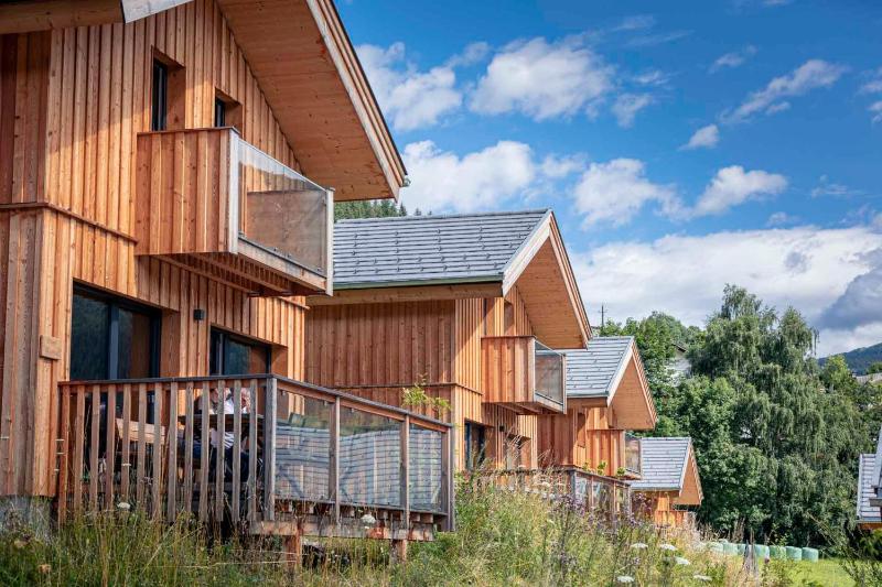 Chalet with 4 bedrooms for 8 persons image 1