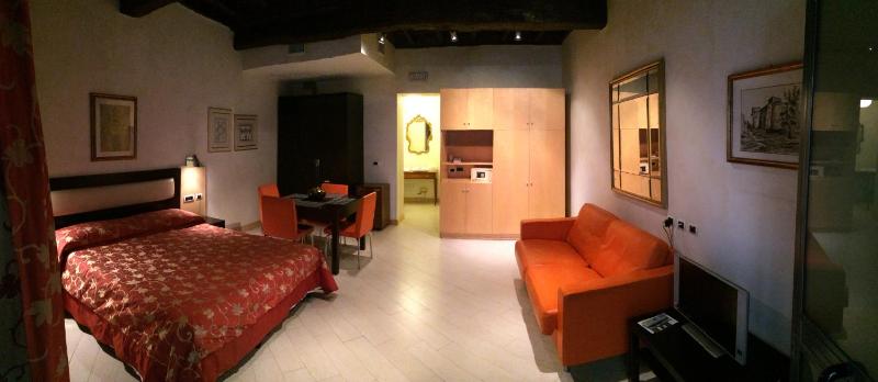 Comfort Triple Room image 3