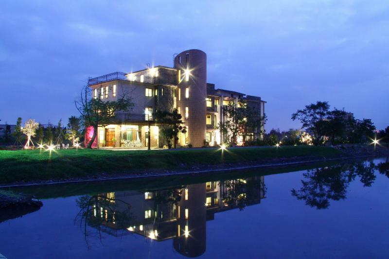 Full Sweet Inn - image 19