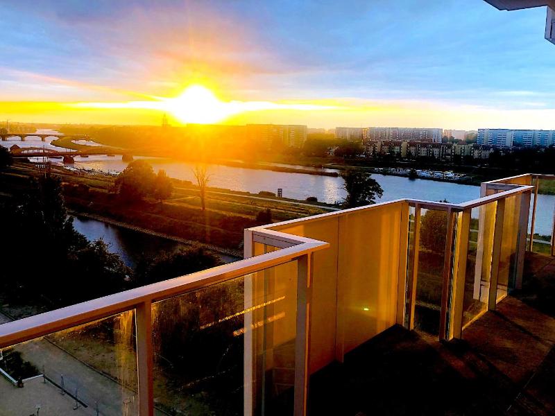 Apartament z tarasem i widokiem na Odrę Images