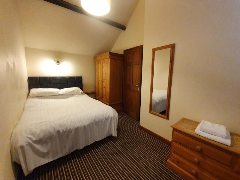 Standard Apartment image 3