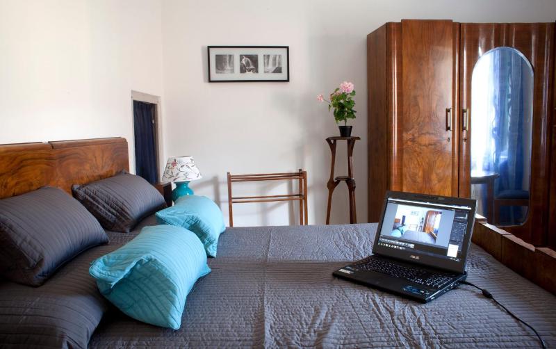 Double Room image 2