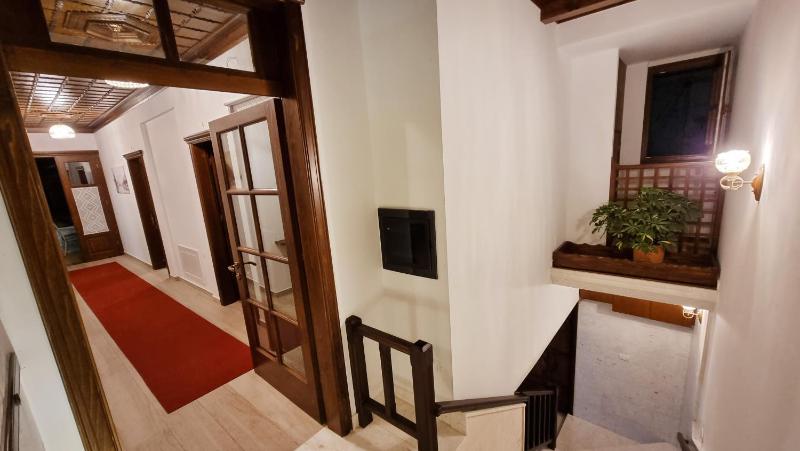 Master Hotel - image 5