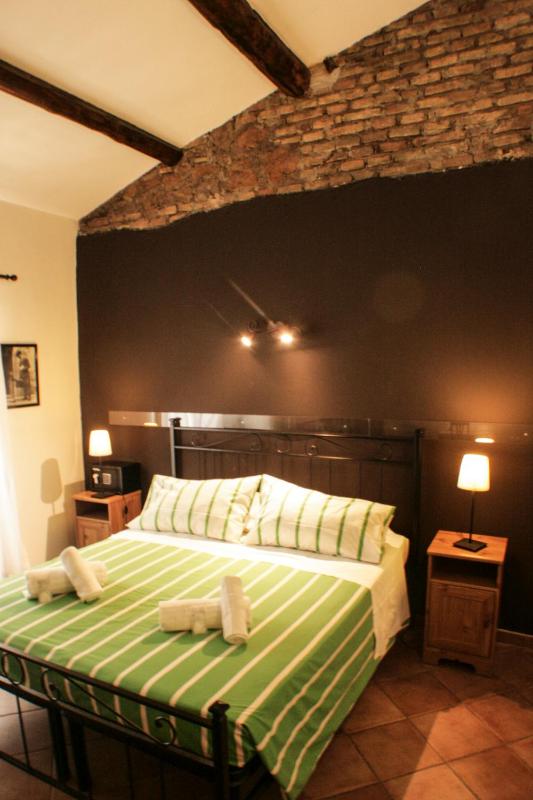 Standard Double or Twin Room image 3