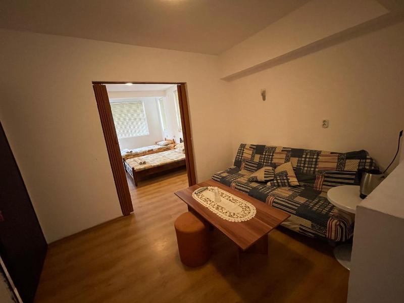 Triple Room with Balcony image 2