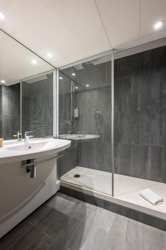 Superior Double Room image 2