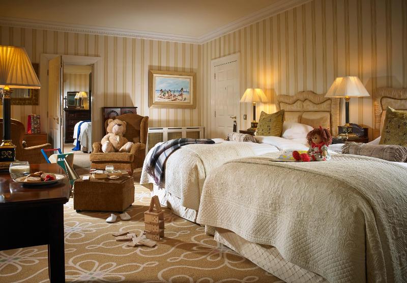 Twin Room image 1