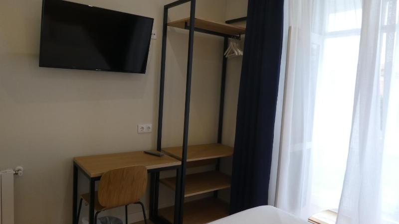 Plaza Pombo B&B - Hostal - image 4