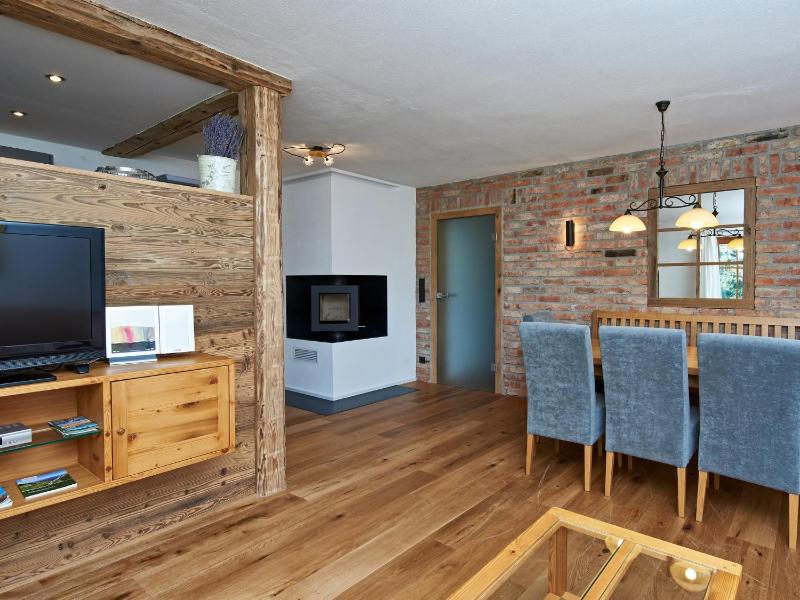 Two-Bedroom Apartment image 4