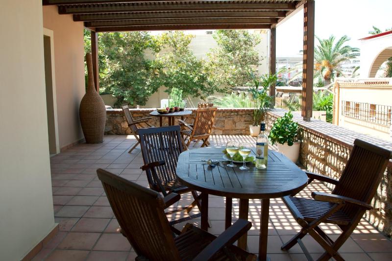 Apartment with Balcony image 2