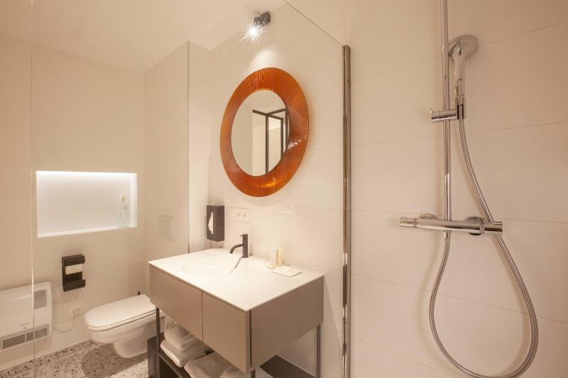 Superior Double Room image 3