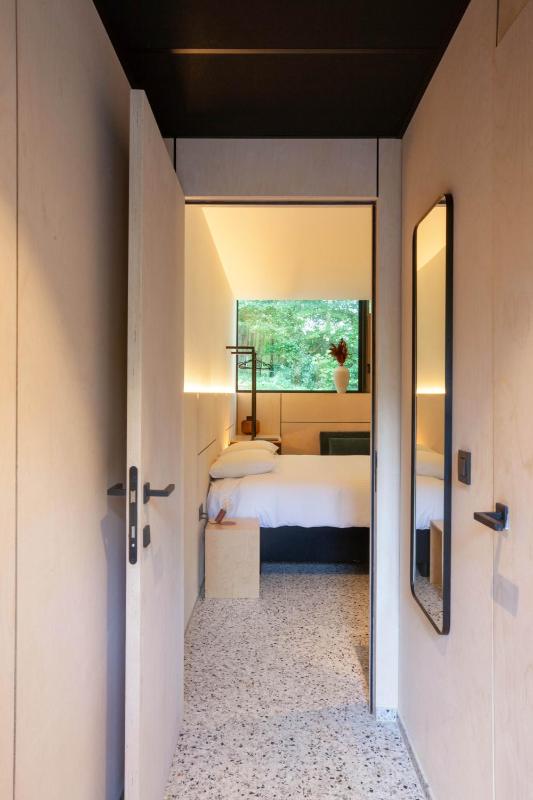 Superior Double Room image 4