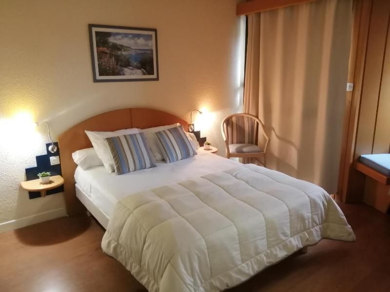 Large Double Room image 2