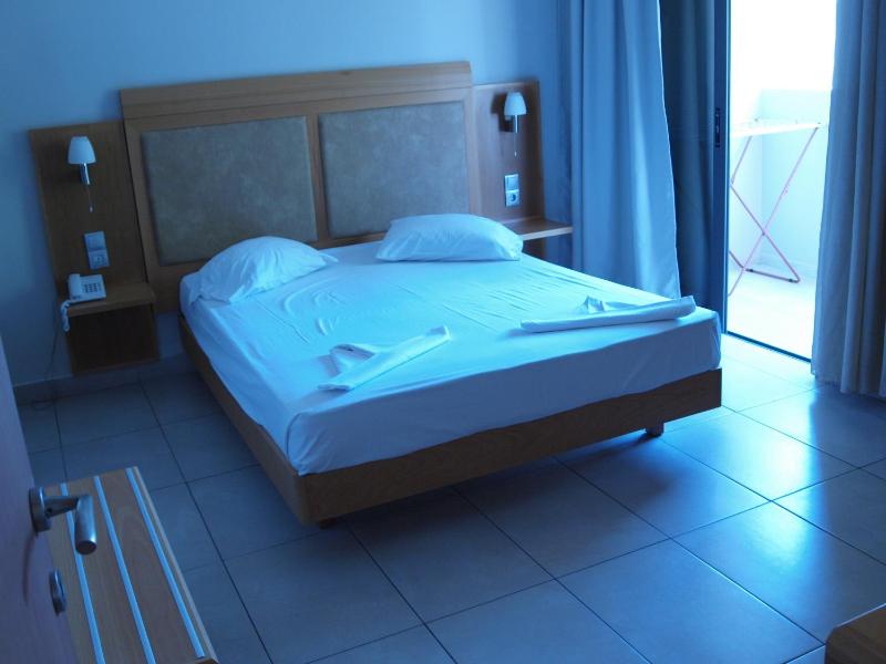 Saint Constantine Hotel - image 39