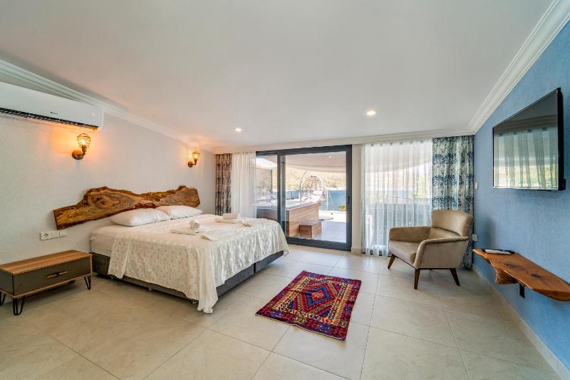 Nakas Suites - image 26