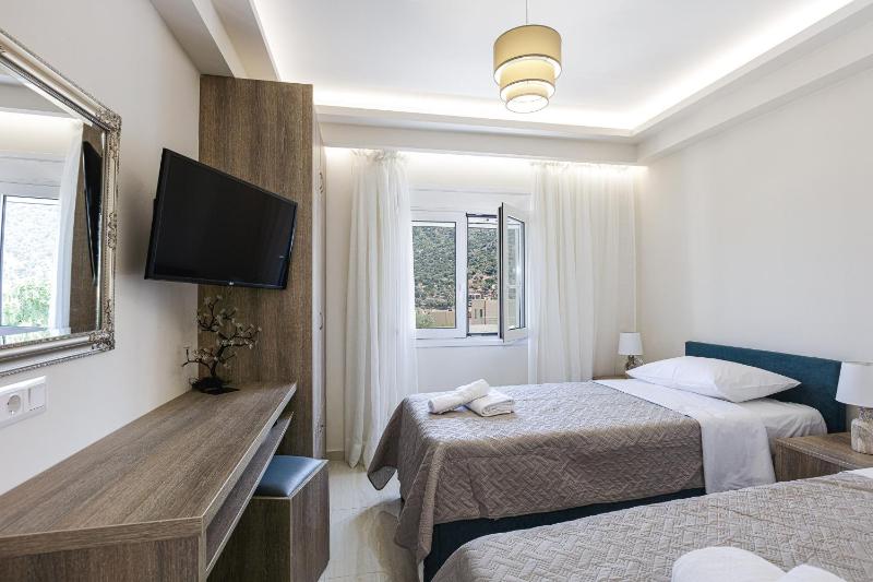 Family Friendly Basilicata Attali villa Private PoolChildren area - image 13