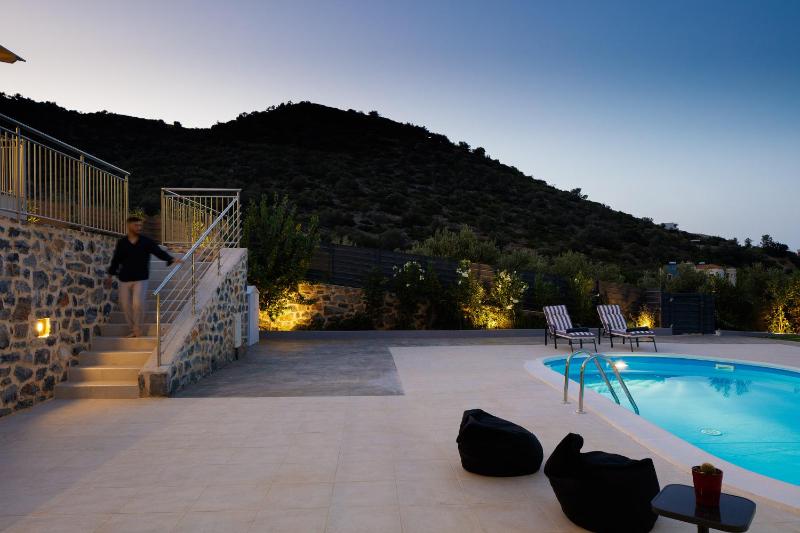 Family Friendly Basilicata Attali villa Private PoolChildren area - image 16