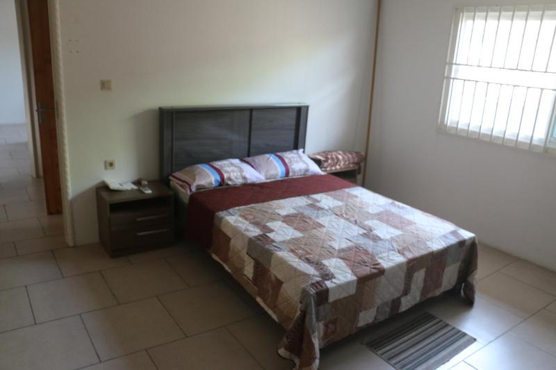 Dubbel woonhuis Selderiestraat Paramaribo - image 12