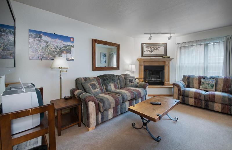River Mountain Lodge W321 Images