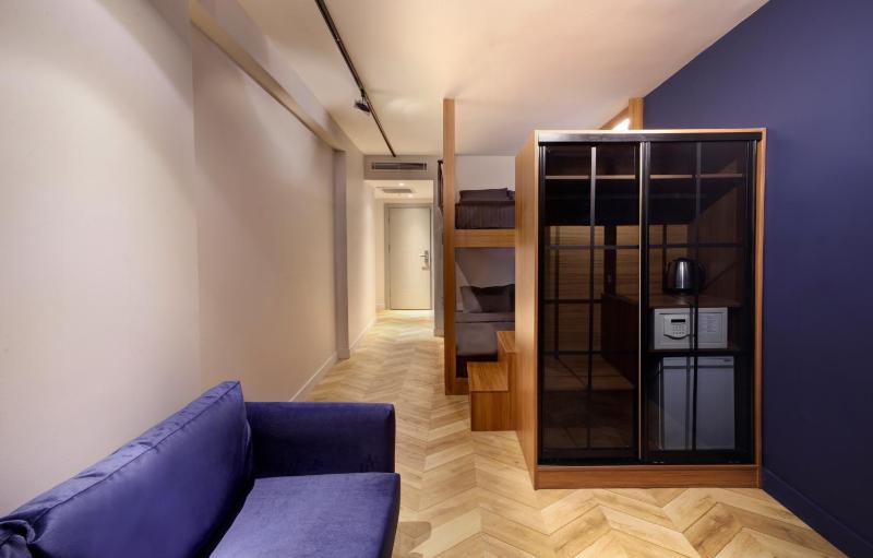 Family Room with Bunk image 4