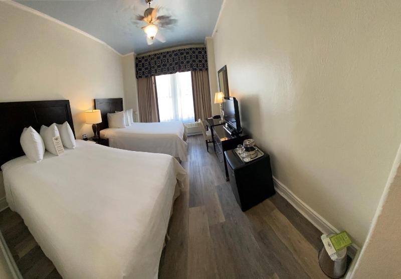 Two Double Beds image 3