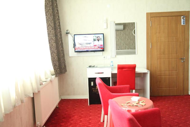 Standard Double Room image 2