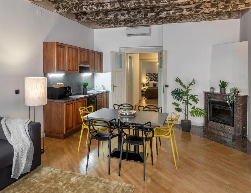 Chateau 9 Apartments by Adrez - image 16