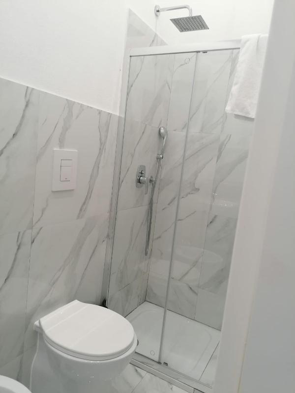 Double Room with Private Bathroom image 4