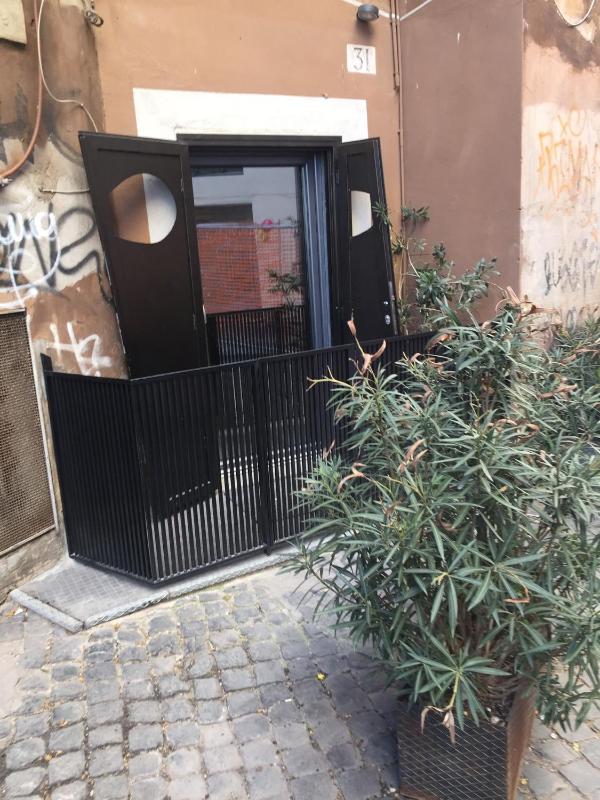 Queen Studio image 4